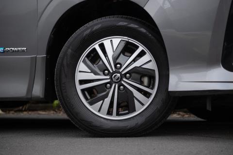 2021 Nissan Serena E-Power H-Star V - Thumbnail