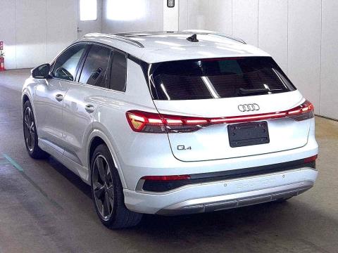 2023 Audi Q4 E-tron S Line - Thumbnail