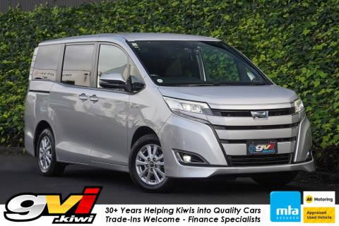 2018 Toyota Noah G / Voxy / Esquire