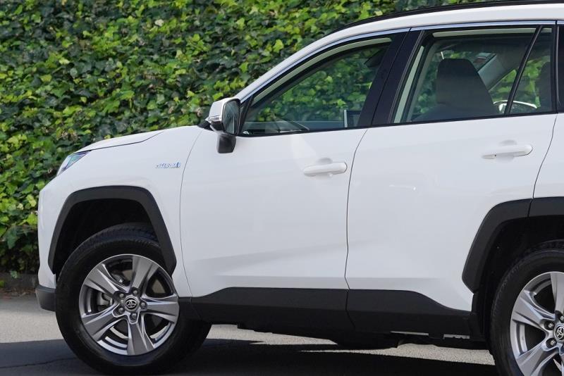 2024 Toyota RAV4 Hybrid 4WD