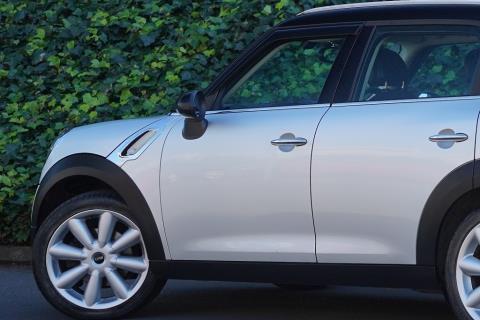 2016 Mini Countryman - Thumbnail