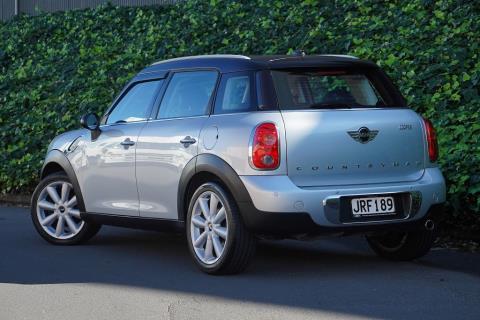 2016 Mini Countryman - Thumbnail