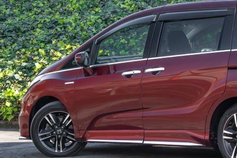 2016 Honda Odyssey Hybrid Absolute - Thumbnail