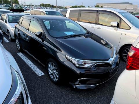 2017 Toyota Auris Hybrid / Corolla - Thumbnail