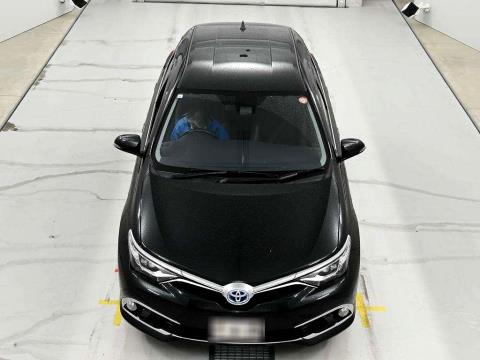 2017 Toyota Auris Hybrid / Corolla - Thumbnail