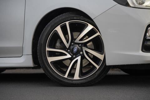 2014 Subaru Levorg 2.0 GT-S - Thumbnail