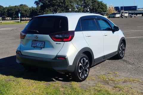 2020 Honda Fit E:HEV / Jazz Crosstar - Thumbnail