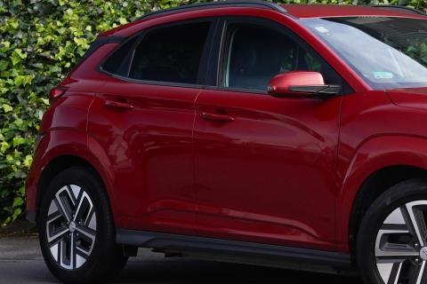 2021 Hyundai Kona EV 64kWh - Thumbnail