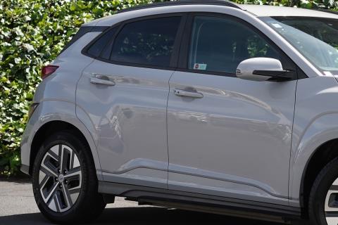 2021 Hyundai Kona EV 64kWh - Thumbnail