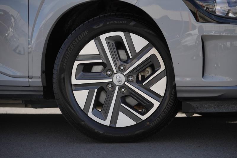 2021 Hyundai Kona EV 64kWh