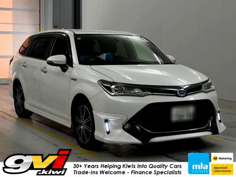 2016 Toyota Corolla Fielder Hybrid - Thumbnail