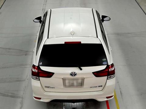 2016 Toyota Corolla Fielder Hybrid - Thumbnail