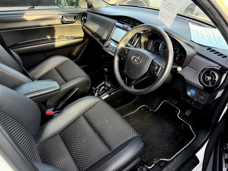 2016 Toyota Corolla Fielder Hybrid