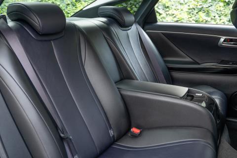 2016 Toyota Mirai - Thumbnail