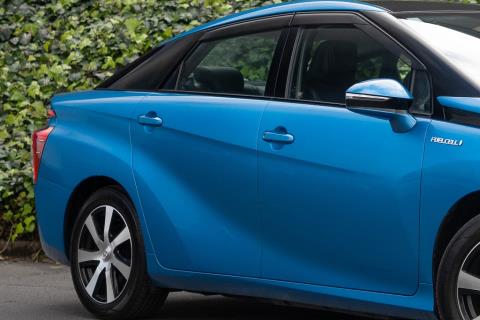 2016 Toyota Mirai - Thumbnail