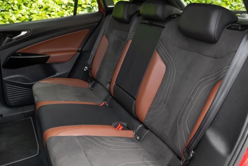 2023 Volkswagen ID.4 Pro