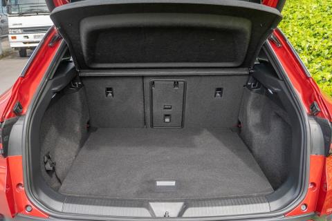 2023 Volkswagen ID.4 Pro - Thumbnail