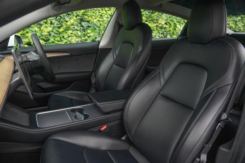 2022 Tesla Model 3 SR+ - Thumbnail