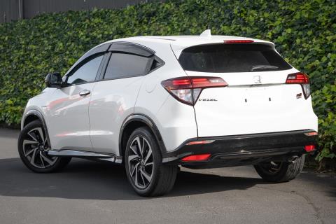 2017 Honda Vezel RS Hybrid / HR-V - Thumbnail