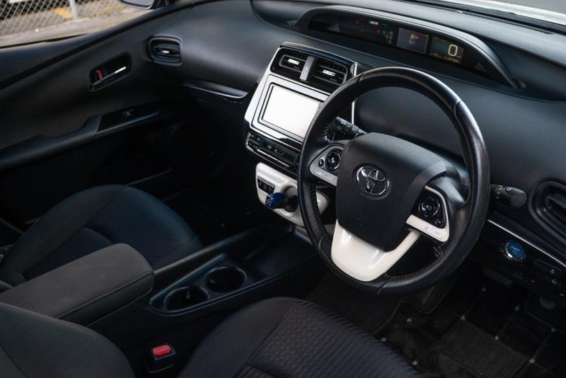 2016 Toyota Prius Hybrid