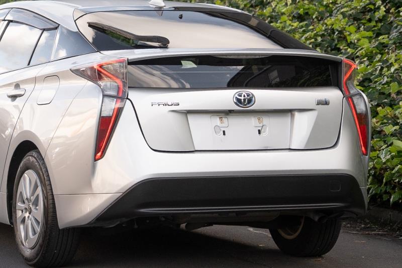 2016 Toyota Prius Hybrid