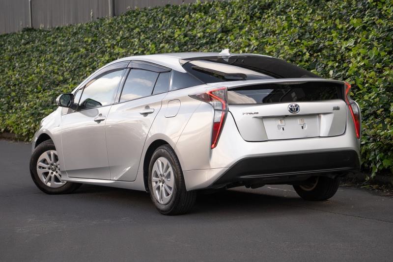 2016 Toyota Prius Hybrid