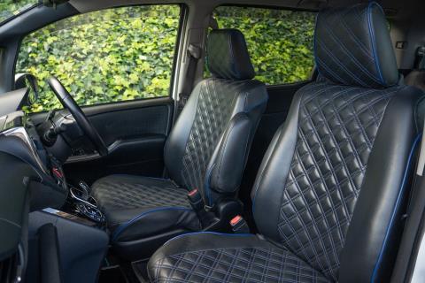 2016 Toyota Voxy V Hybrid / Noah - Thumbnail