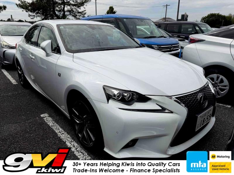 2013 Lexus IS 300h