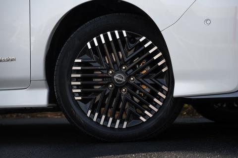 2023 Nissan Leaf E+ G 92% SOH - Thumbnail