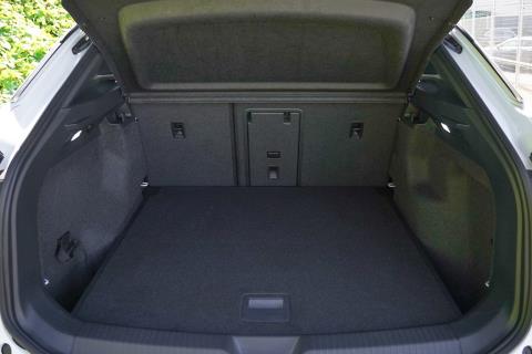 2023 Volkswagen ID.4 Pro 82kWh - Thumbnail