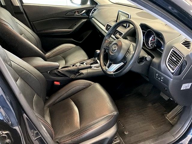 2014 Mazda Axela 20S / 3 Ltd
