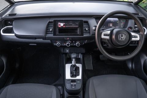 2021 Honda Fit E:HEV / Jazz Hybrid - Thumbnail