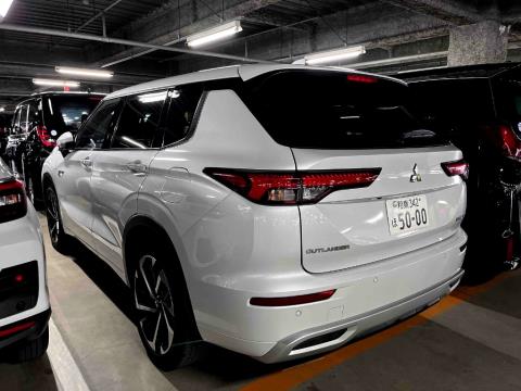 2022 Mitsubishi Outlander PHEV 4WD - Thumbnail