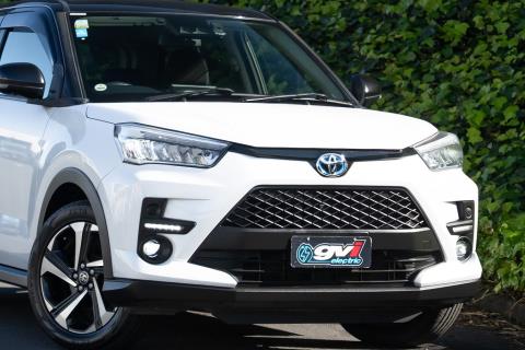 2022 Toyota Raize Z Hybrid - Thumbnail