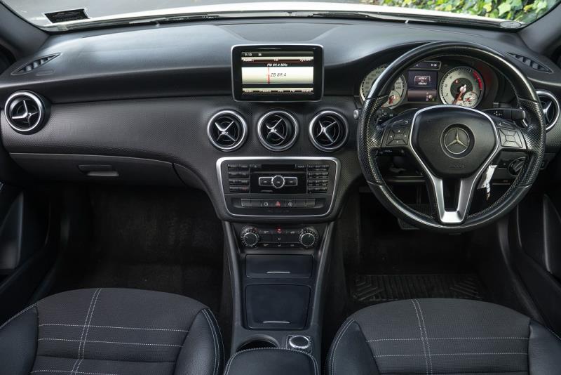 2015 Mercedes Benz A 180