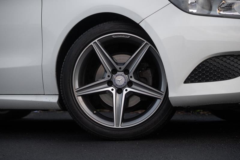 2015 Mercedes Benz A 180