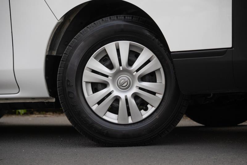 2022 Nissan NV350 / Caravan 5 Door