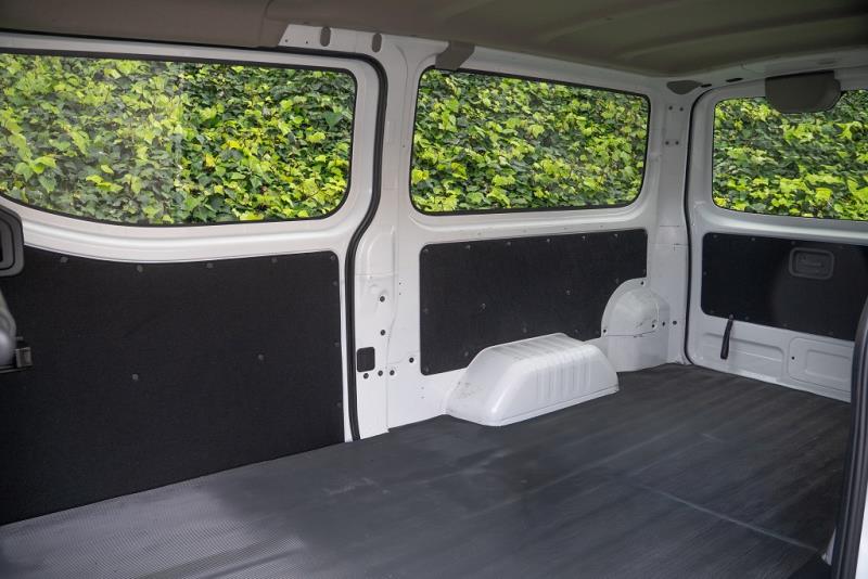 2022 Nissan NV350 / Caravan 5 Door