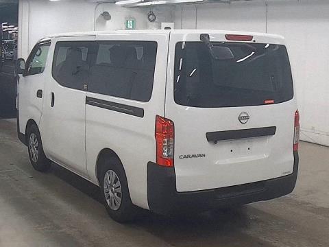 2022 Nissan NV350 5 Door Petrol - Thumbnail