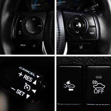2017 Toyota Auris Hybrid / Corolla - Thumbnail