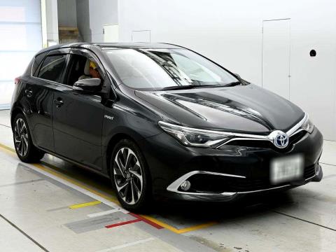2017 Toyota Auris Hybrid / Corolla - Thumbnail