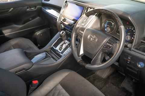 2015 Toyota Alphard Hybrid / Vellfire - Thumbnail