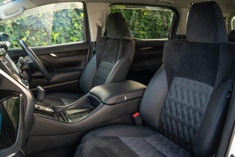 2015 Toyota Alphard Hybrid / Vellfire - Thumbnail