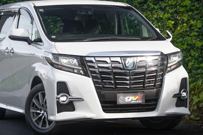 2015 Toyota Alphard Hybrid / Vellfire
