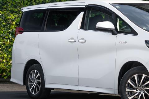 2015 Toyota Alphard Hybrid / Vellfire - Thumbnail