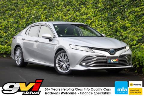 2017 Toyota Camry Hybrid G - Thumbnail