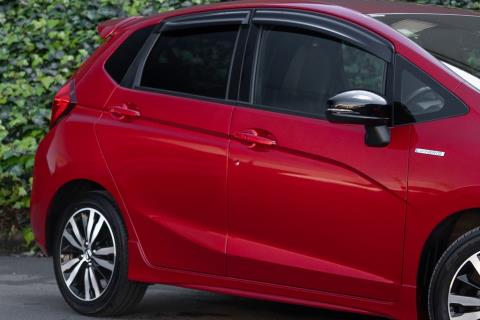 2019 Honda Fit S Hybrid / Jazz RS - Thumbnail