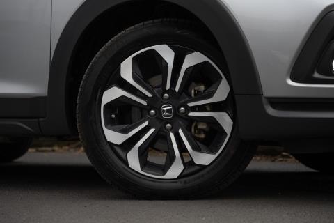 2020 Honda Fit Crosstar E:hev Hybrid - Thumbnail