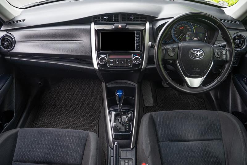2015 Toyota Corolla Fielder G Hybrid