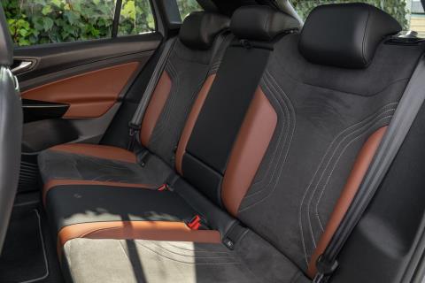 2023 Volkswagen ID.4 Pro Launch Edition - Thumbnail